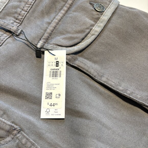 Garage Dark Grey Mini Skort with Pockets and Belt Loops Size Medium - Picture 3 of 6